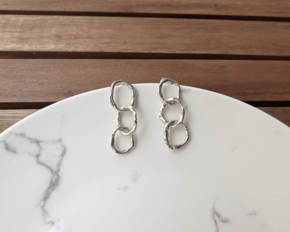 Best Jewelry Pieces to Pack for Your Summer Vacation