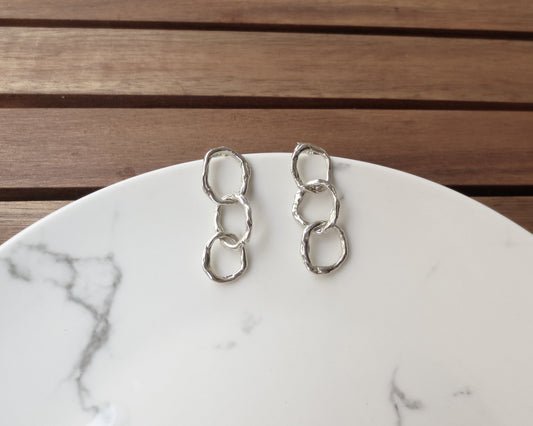 Best Jewelry Pieces to Pack for Your Summer Vacation