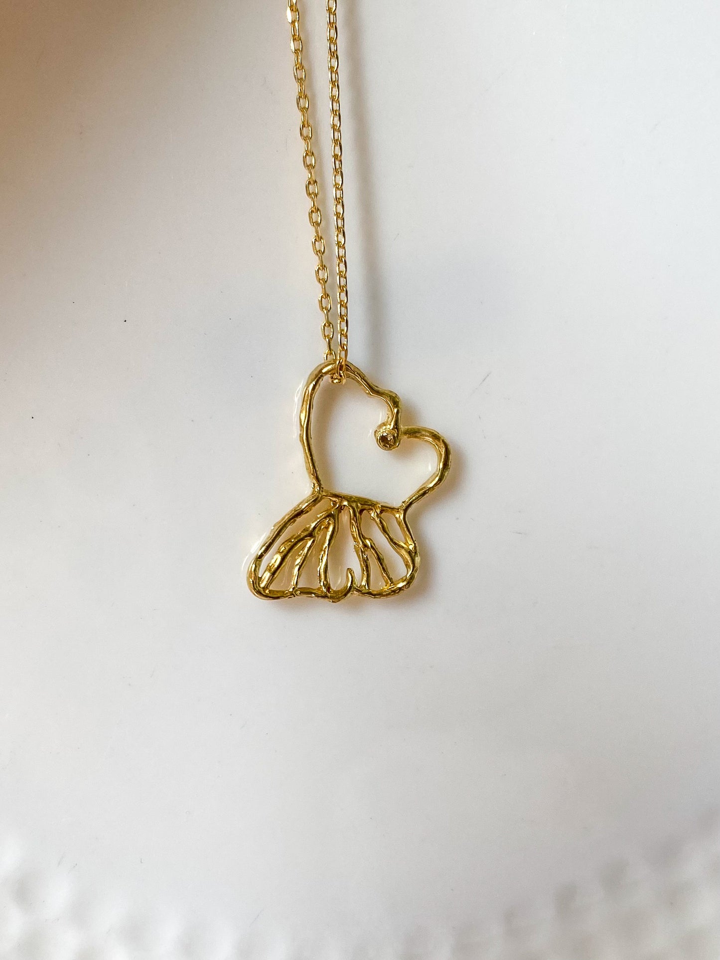 Ascending Eterna Pendant