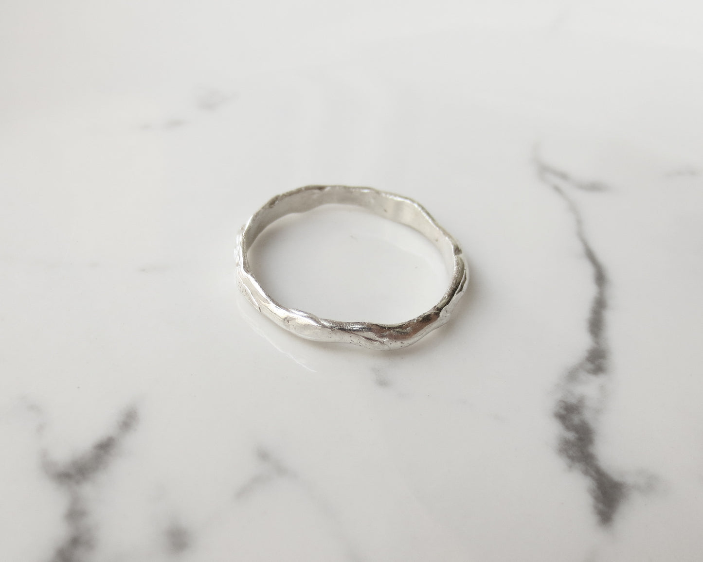 Waves Ring