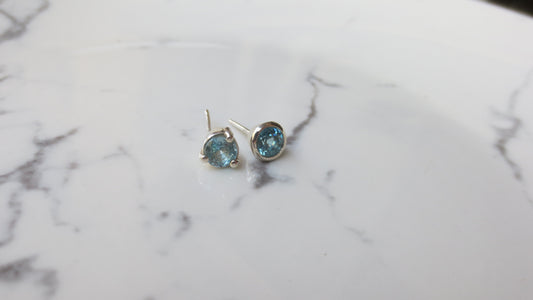 Asymmetry Studs